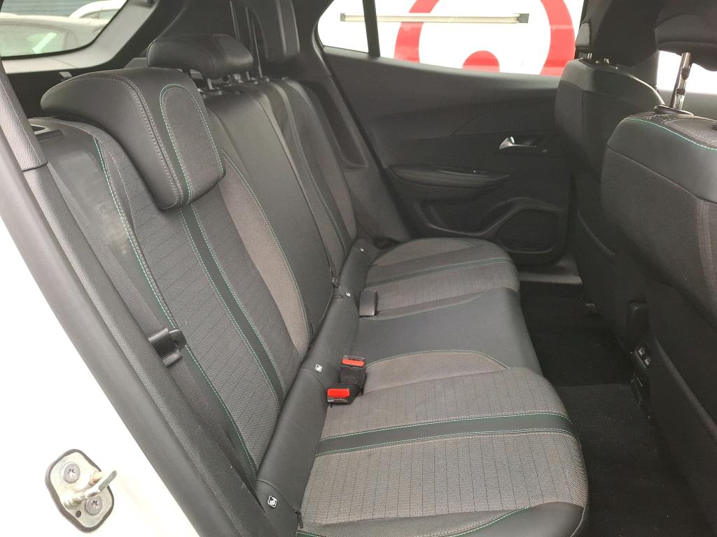 Peugeot 2008 PureTech 130 S&S BVM6 Allure Pack 2022