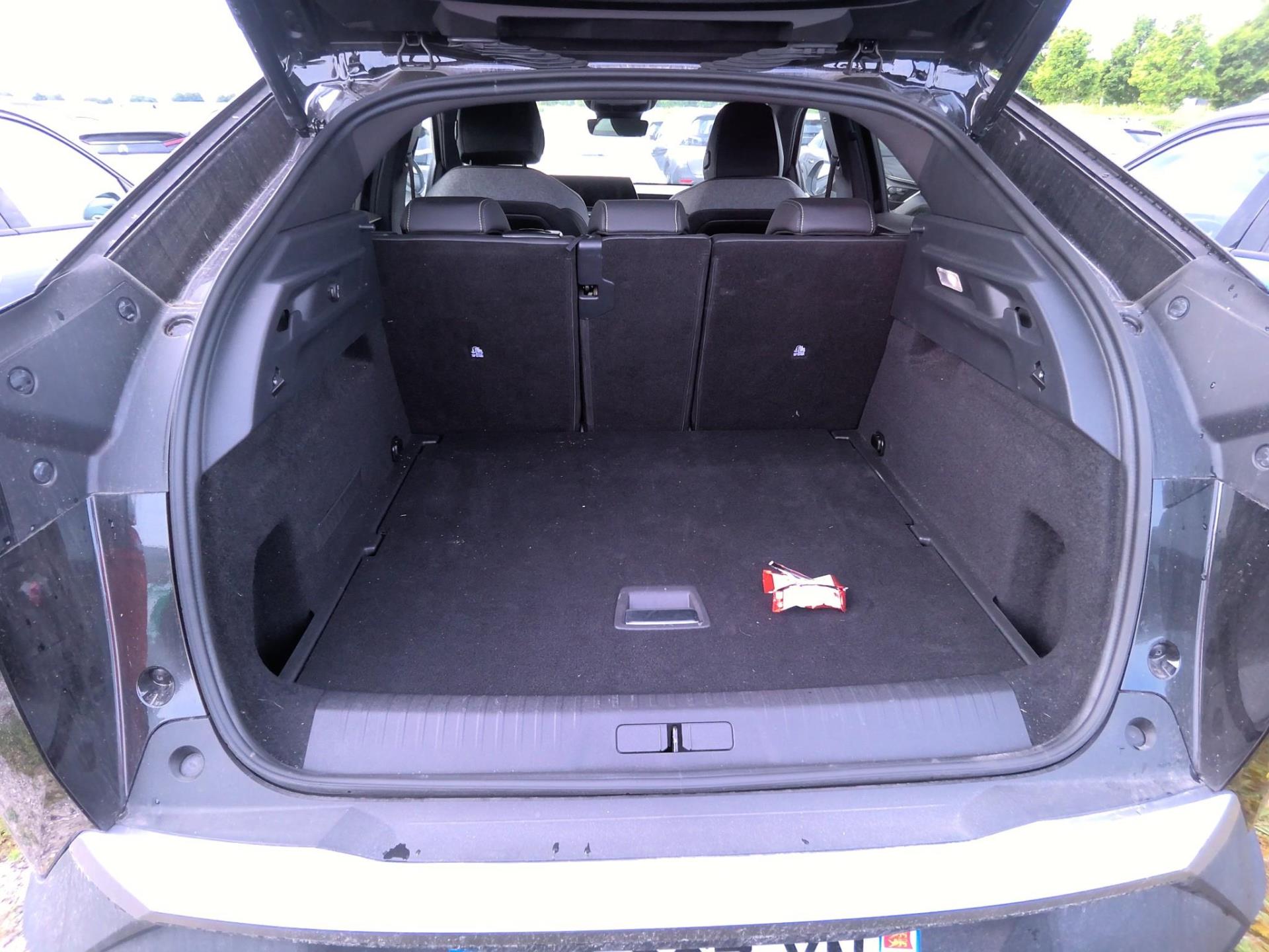 Peugeot 3008 Hybrid 136 e-DCS6 GT 2024