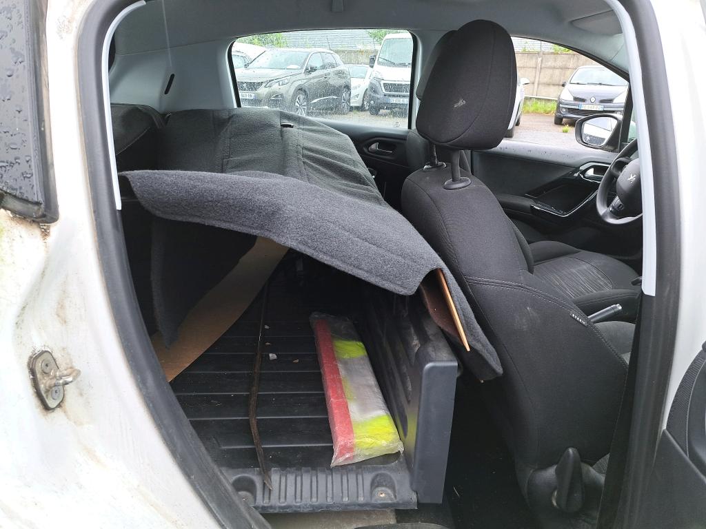 Peugeot 208 AFFAIRE BLUEHDI 100 BVM6 PREMIUM PACK 2018