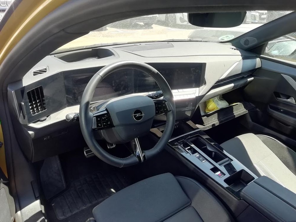 Foto Opel Astra 12