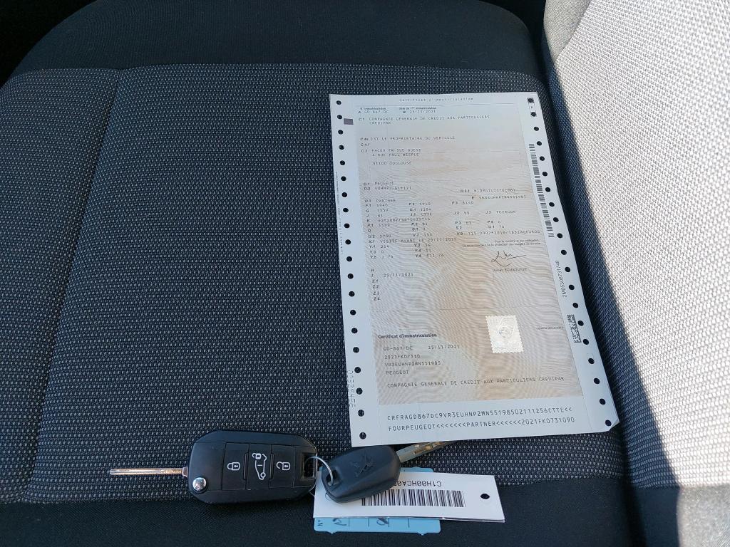 Peugeot PARTNER FOURGON STANDARD 650 KG PURETECH 110 S&S BVM6 PREMIUM 2021