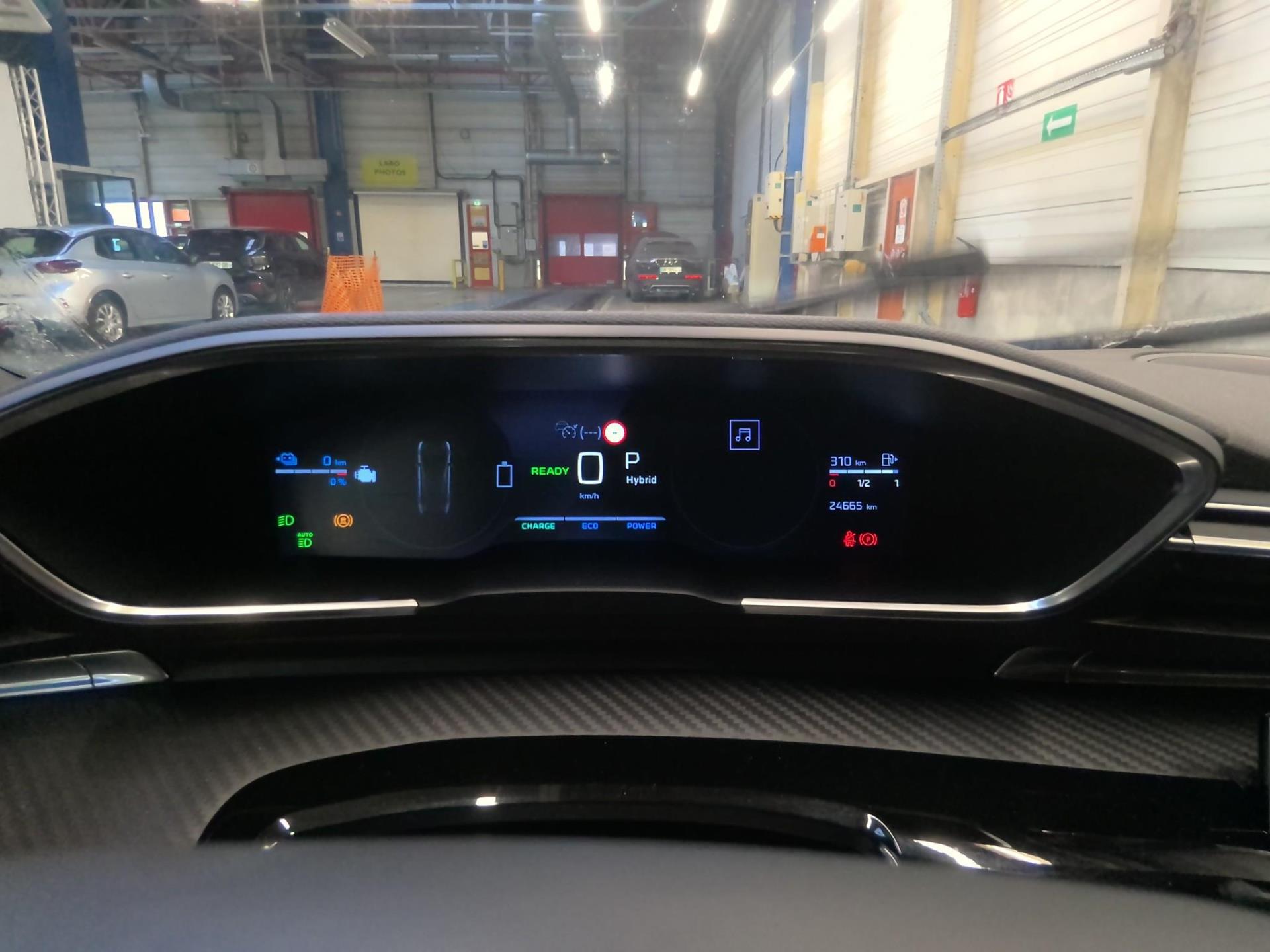 Peugeot 508 SW Hybrid 180 e-EAT8 Allure 2025