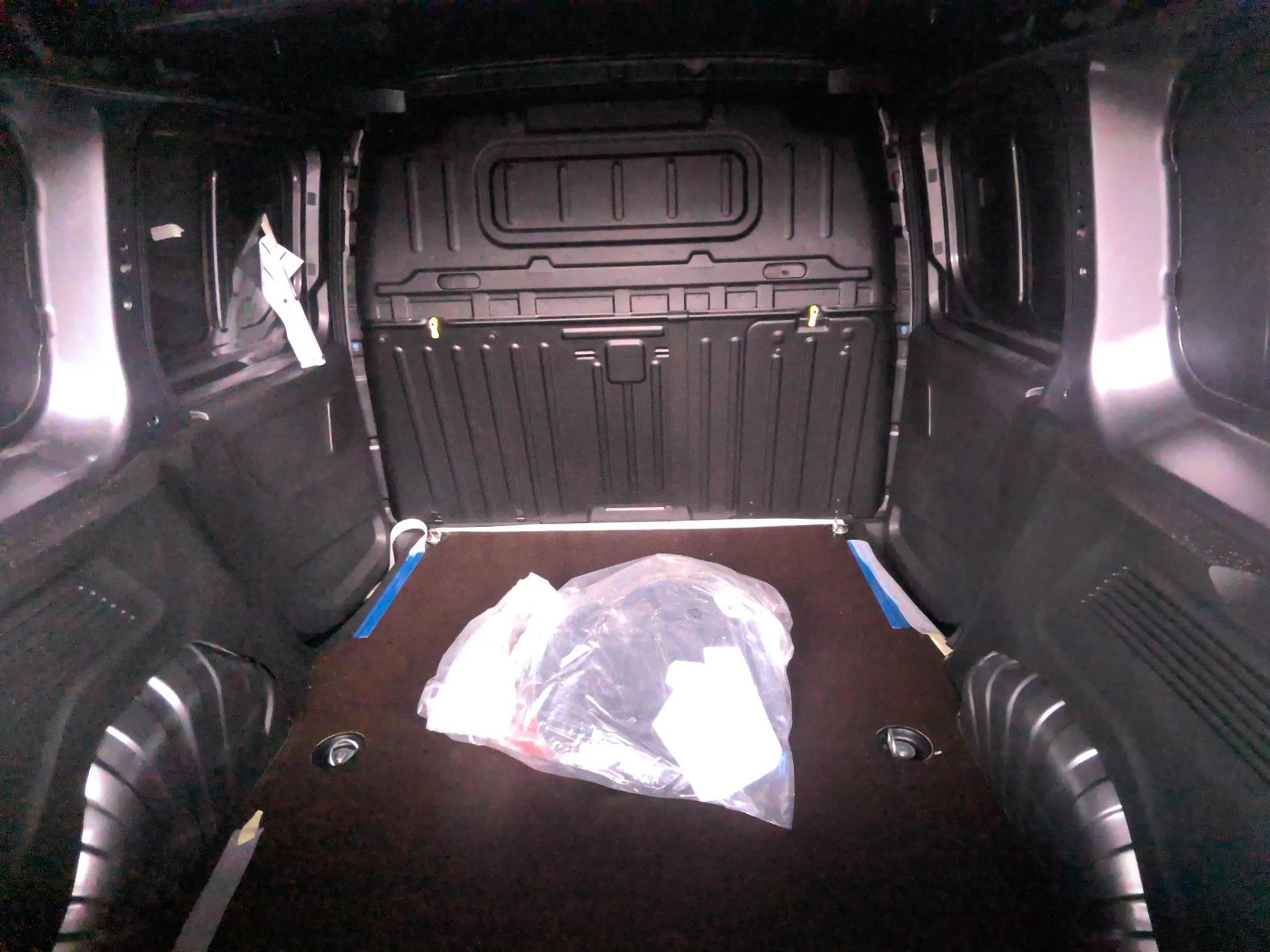 Peugeot E-PARTNER FOURGON M 800 KG 136 CH BATTERIE 50 KWH  2023