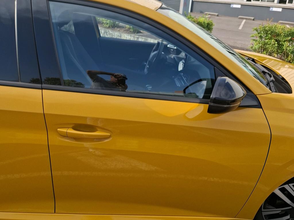 Peugeot 208 II