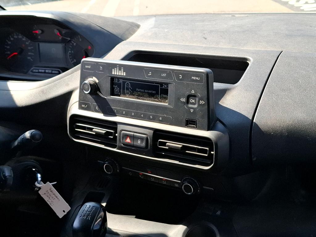 Peugeot PARTNER FOURGON STANDARD 650 KG BLUEHDI 100 S&S BVM5 PREMIUM 2019