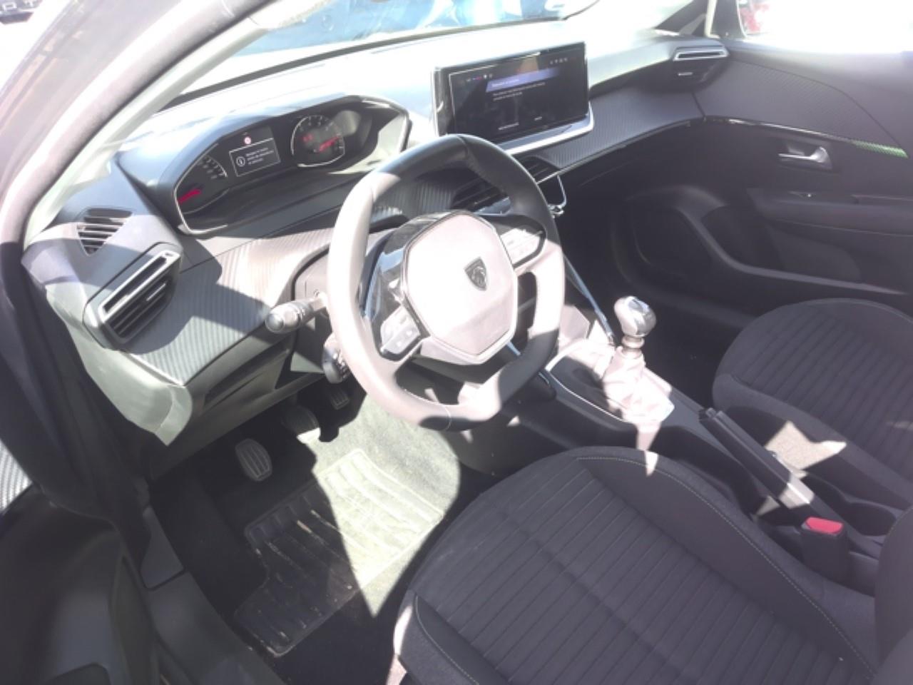 Foto Peugeot 208 5