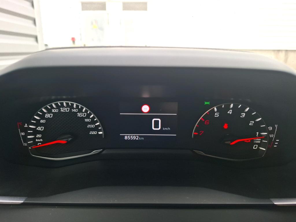 Peugeot 2008 BlueHDi 110 S&S BVM6 Active Business 2021