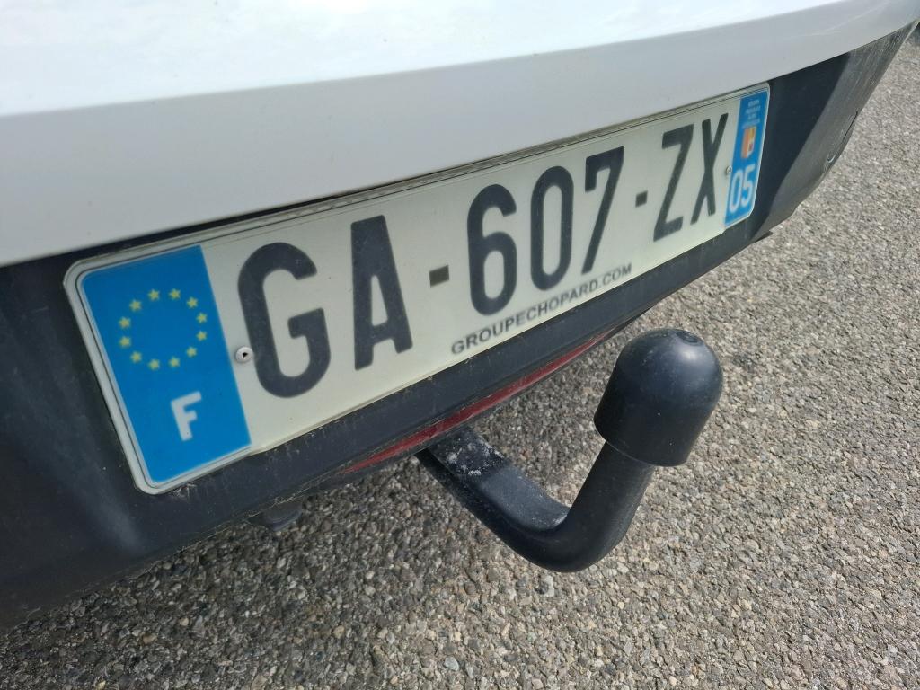 Peugeot 208 BlueHDi 100 S&S BVM6 Active 2021