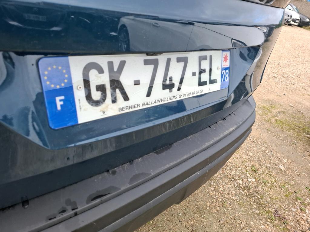 Peugeot 3008 BlueHDi 130ch S&S EAT8 Active Pack 2022