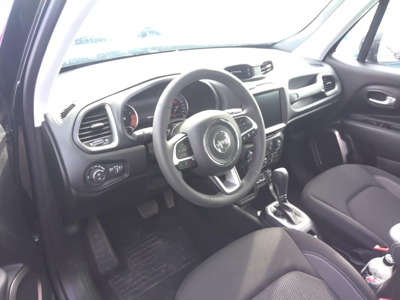 Foto Jeep Renegade 4
