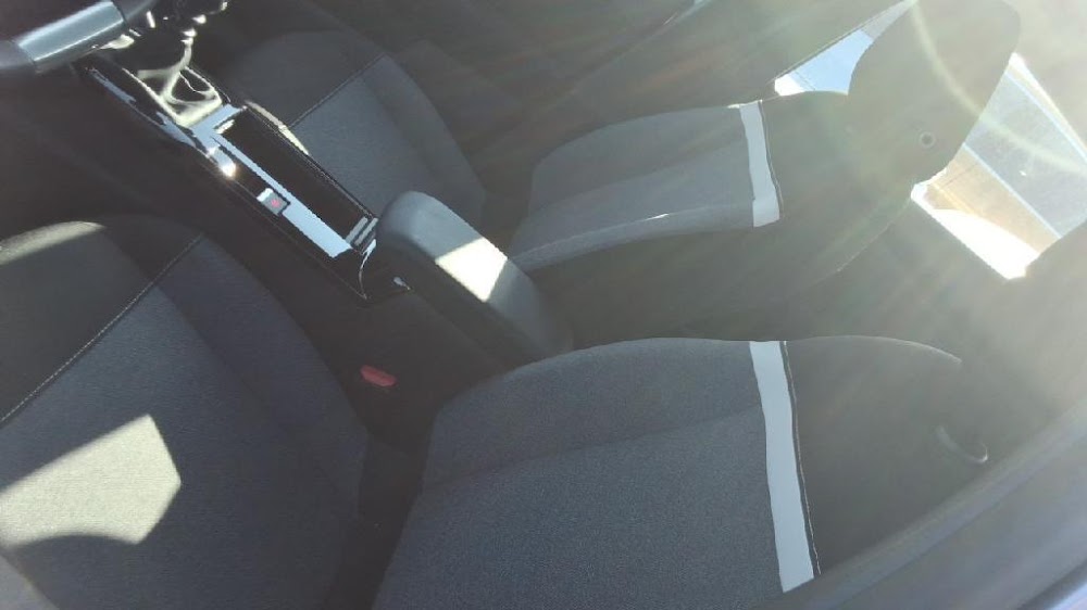 Foto Citroën C4 X 9