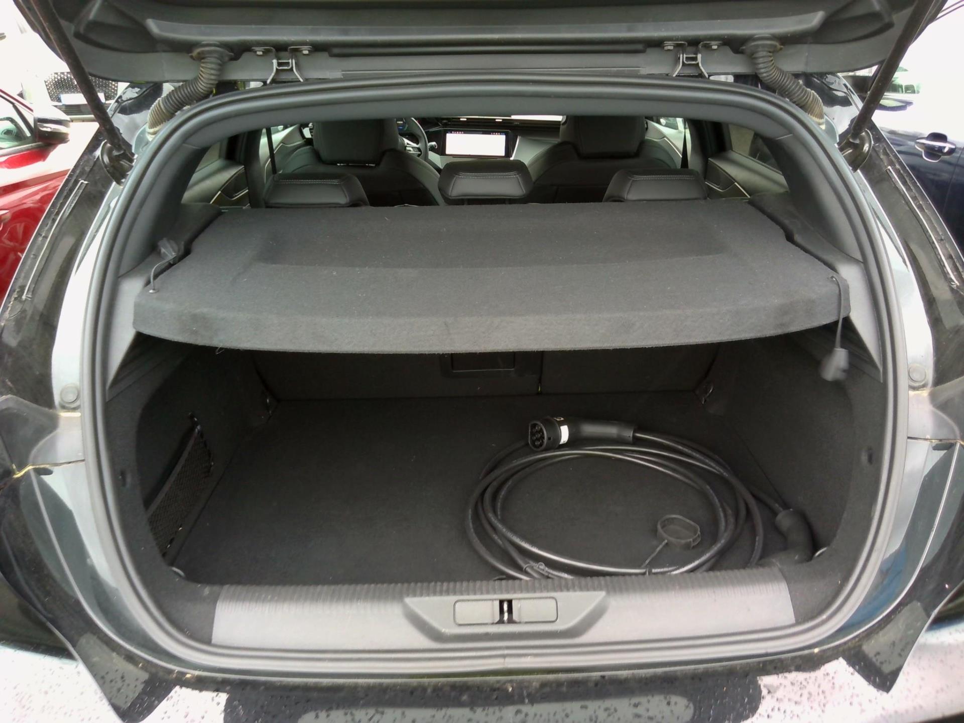 Peugeot 308 PHEV 225 e-EAT8 GT 2024