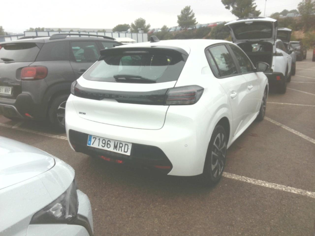 Foto Peugeot 208 4