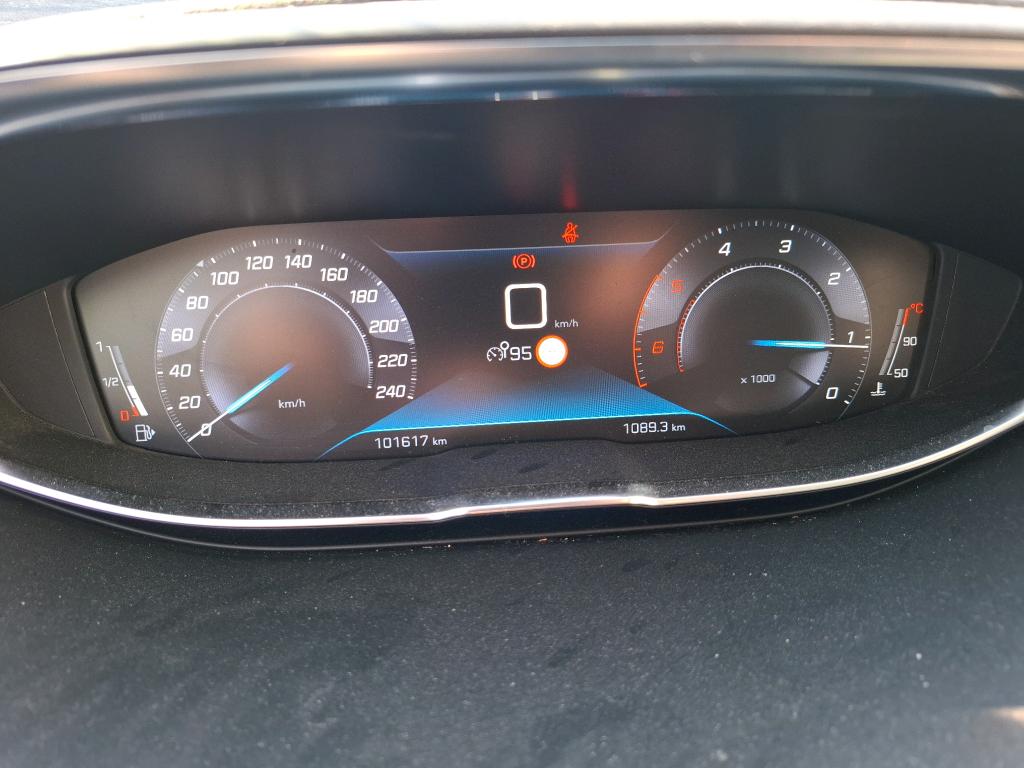 Peugeot SUV 5008 BlueHDi 130 EAT8 S&S 