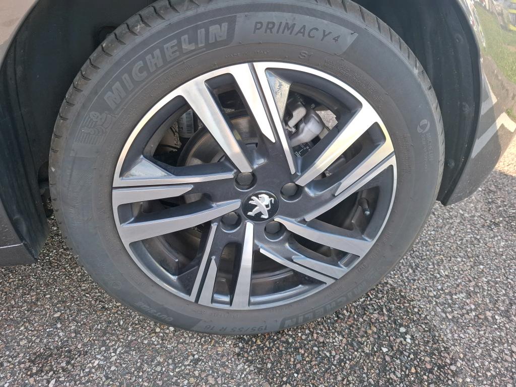 Peugeot 208 PureTech 100 S&S BVM6 Allure 2022