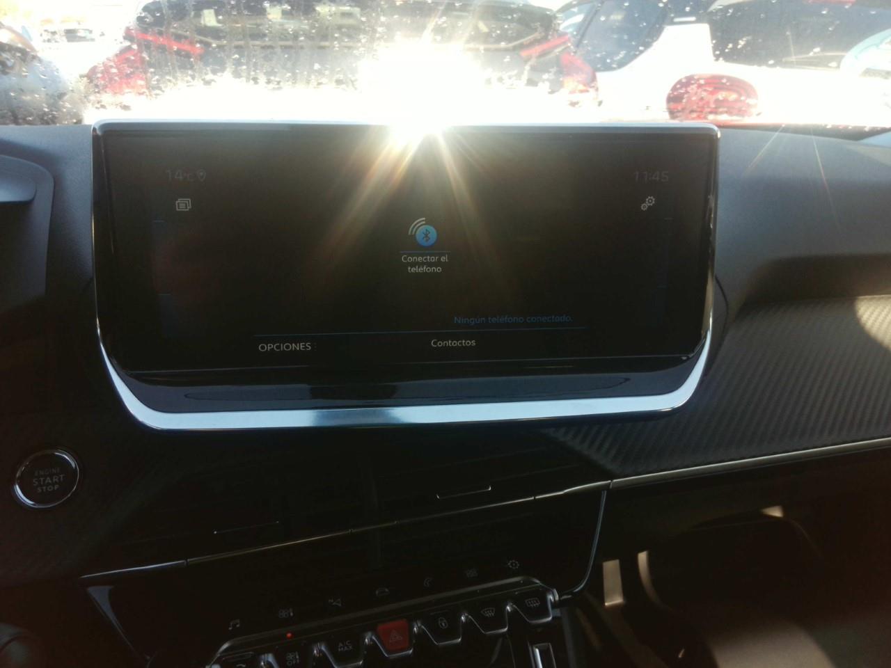 Foto Peugeot 2008 9