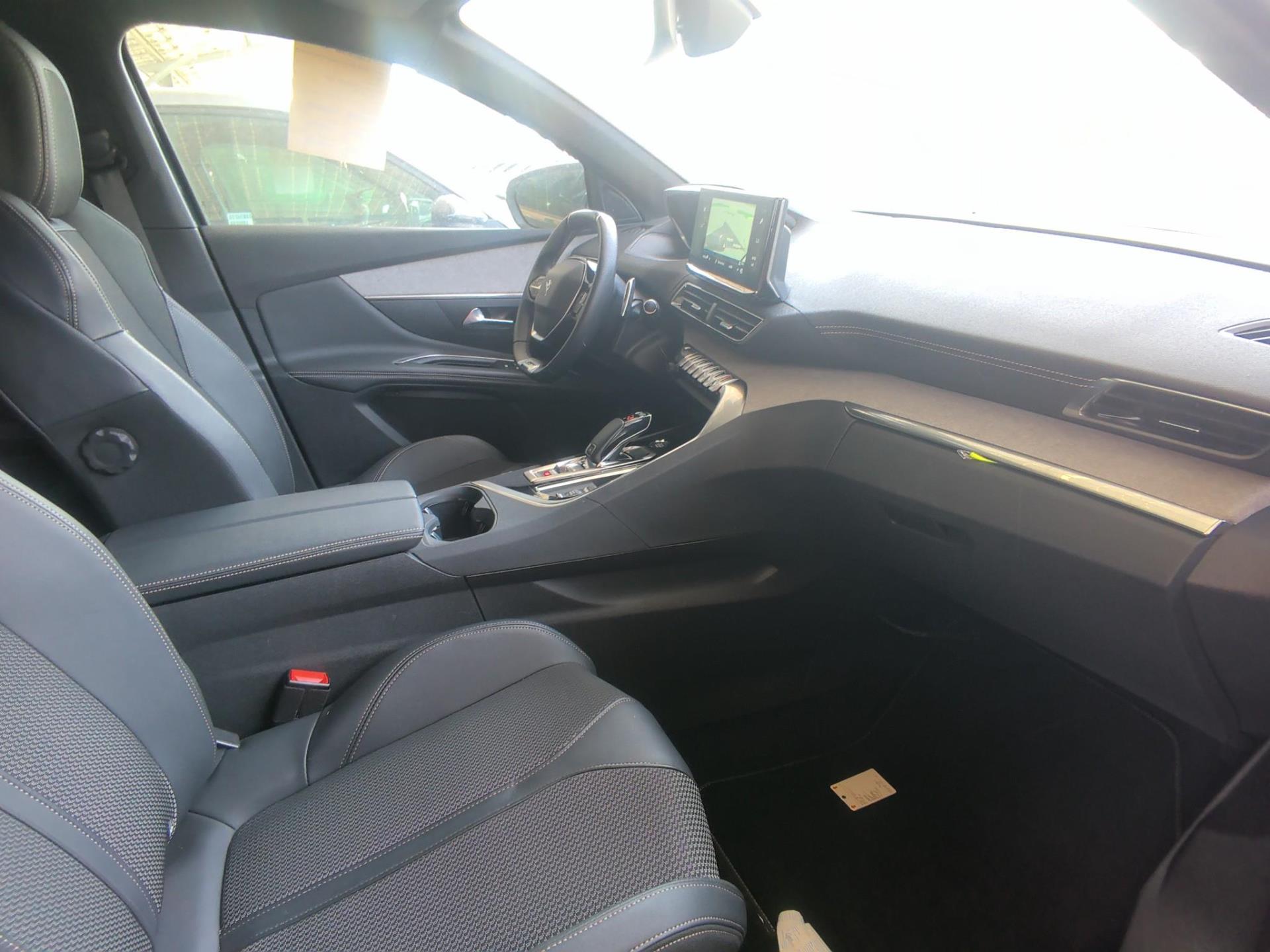Peugeot 3008 BlueHDi 130ch S&S EAT8 GT 2023
