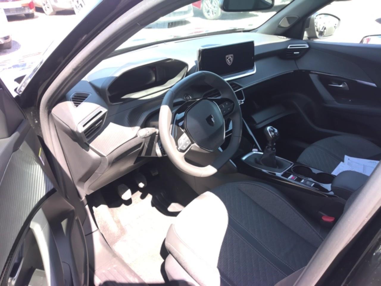 Foto Peugeot 2008 5