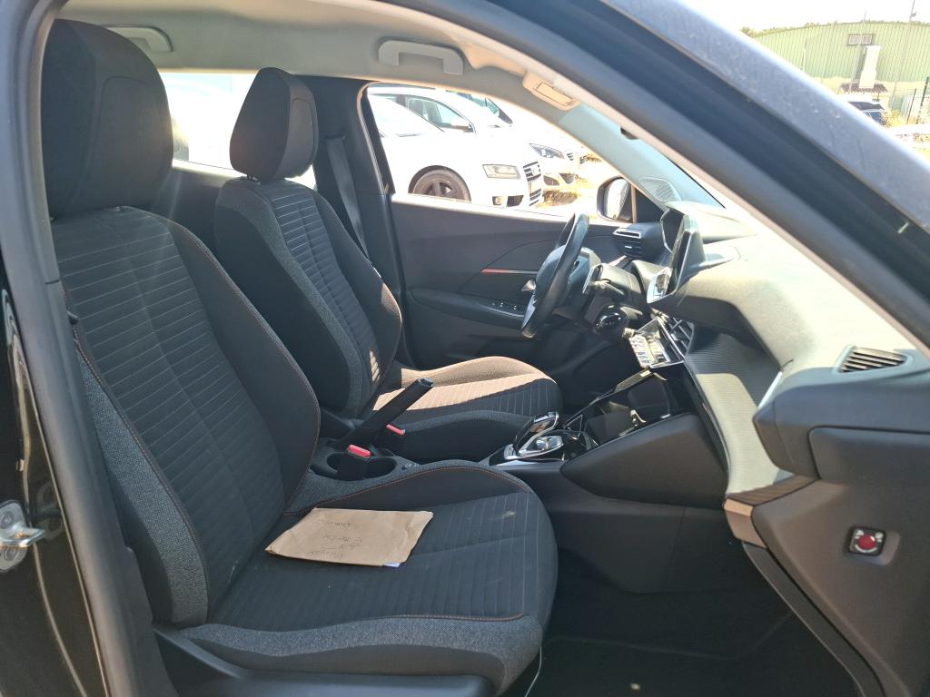 Peugeot 2008 BlueHDi 130 S&S EAT8 Active Business 2021