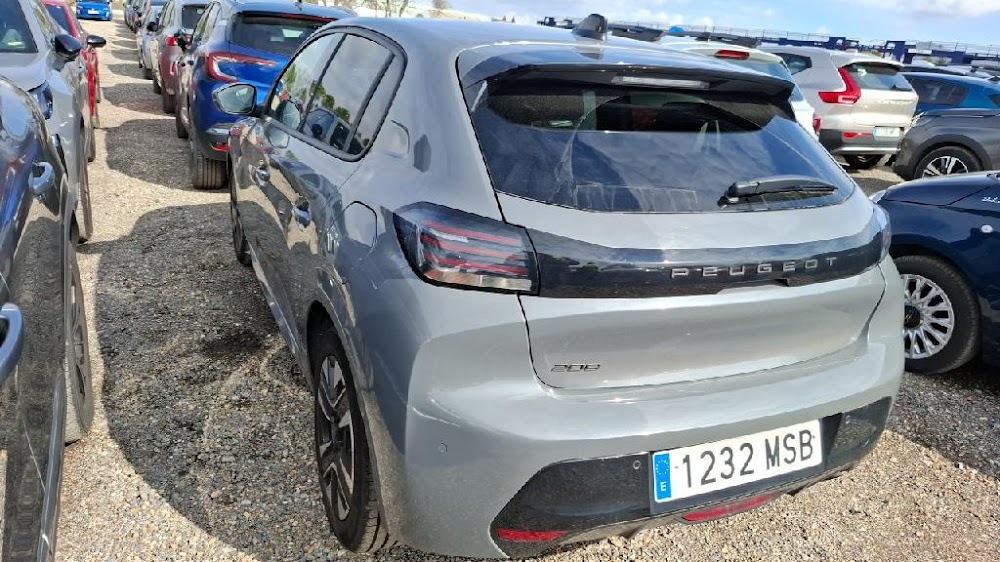 Foto Peugeot 208 9