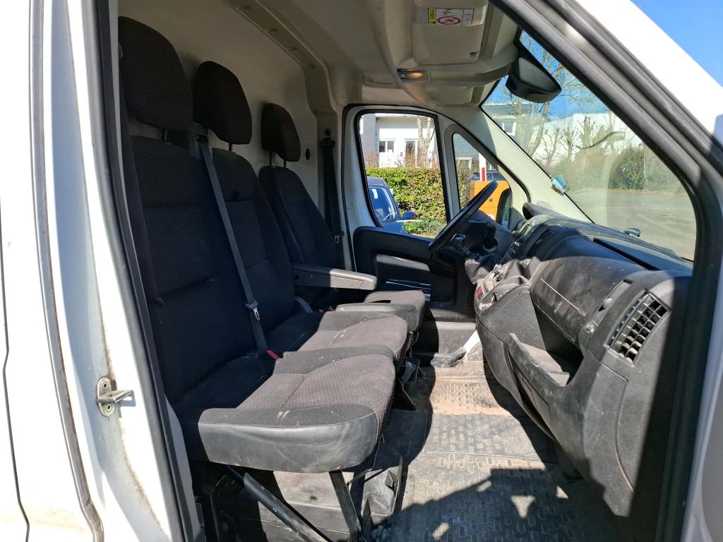 Peugeot BOXER TOLE 335 L3H2 BLUEHDI 140 S&S ASPHALT 2020