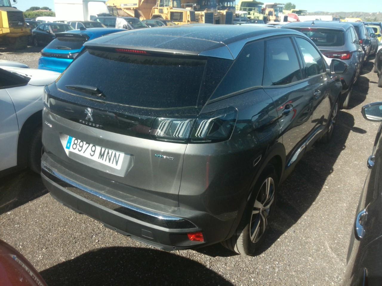 Foto Peugeot 3008 Hybrid 8