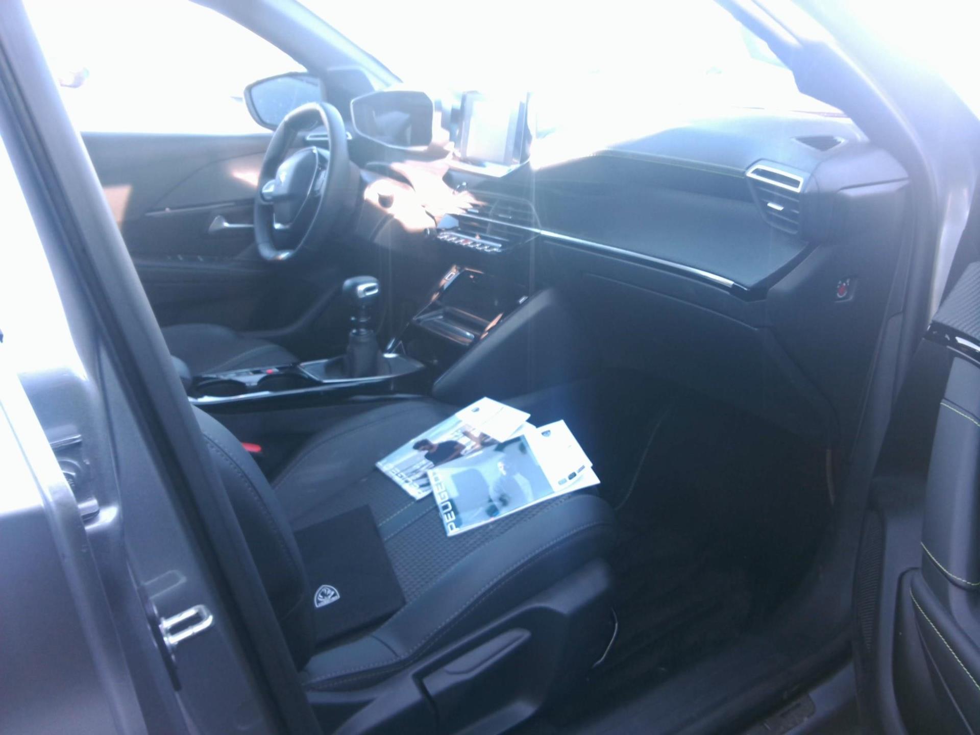 Peugeot 208 PureTech 100 S&S BVM6 GT 2023