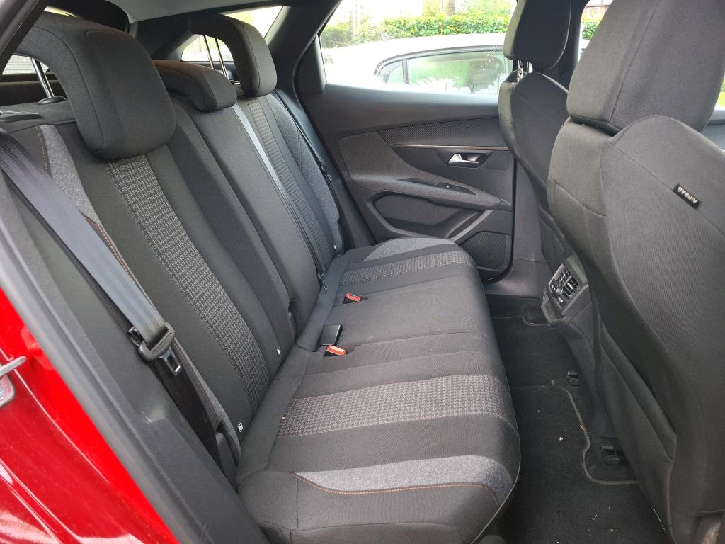 Peugeot 3008 BlueHDi 130ch S&S EAT8 Active Pack 2022