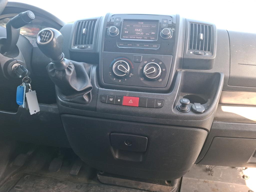 Peugeot BOXER TOLE 330 L2H2 BLUEHDI 140 S&S PREMIUM 2021