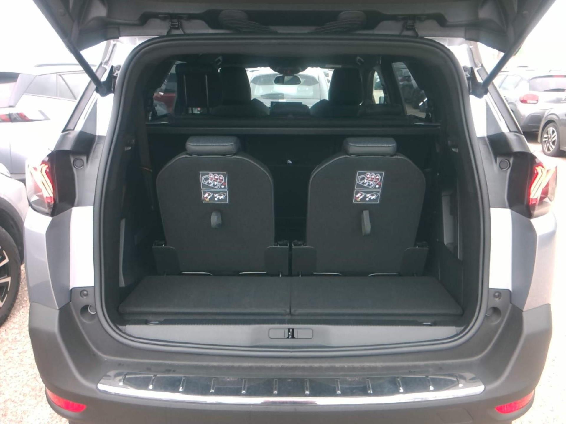 Peugeot 5008 BlueHDi 130ch S&S EAT8 Allure Pack 2024