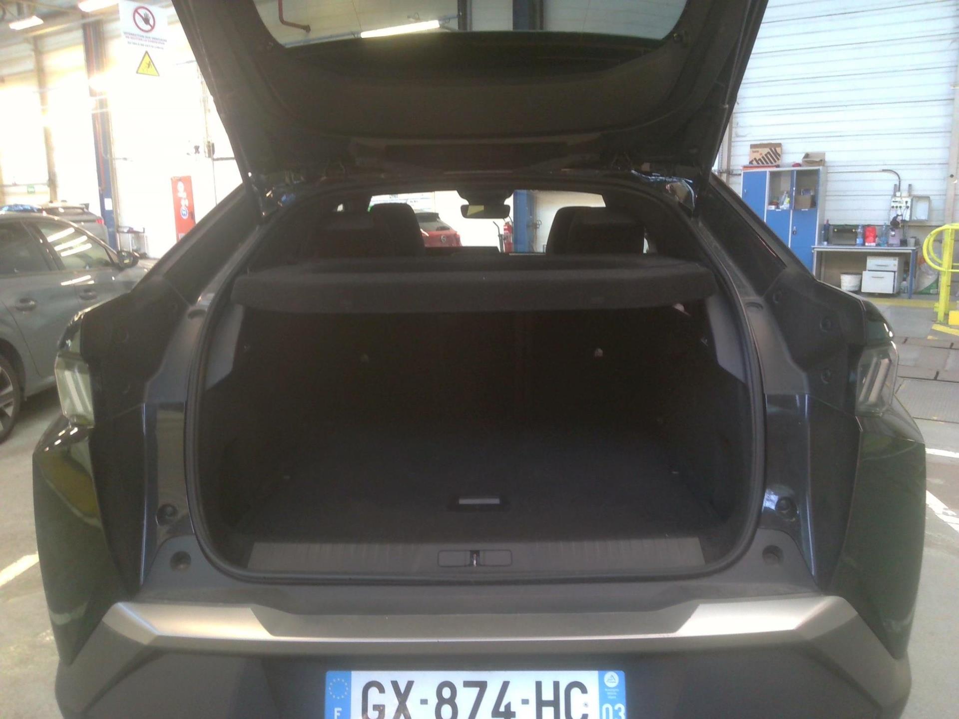 Peugeot 3008 Hybrid 136 e-DCS6 Allure 2024