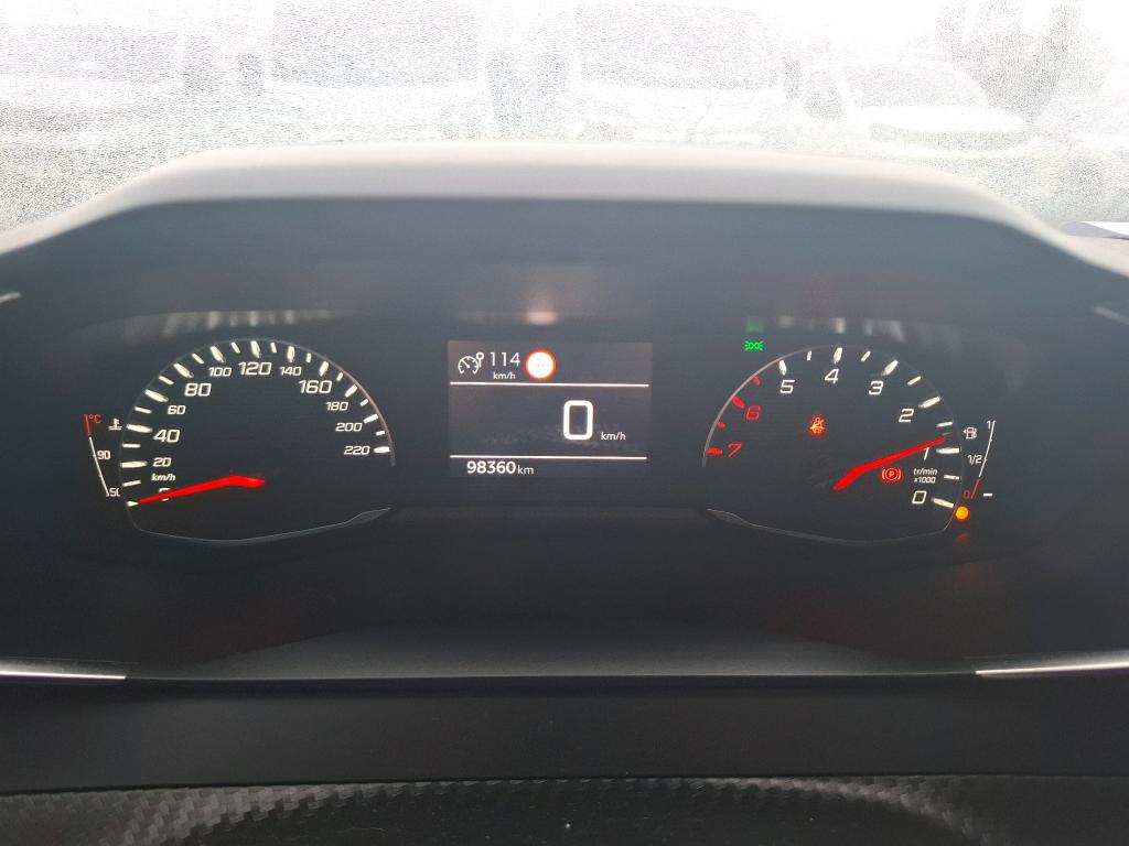 Peugeot 2008 PureTech 130 S&S BVM6 Active Pack 2022