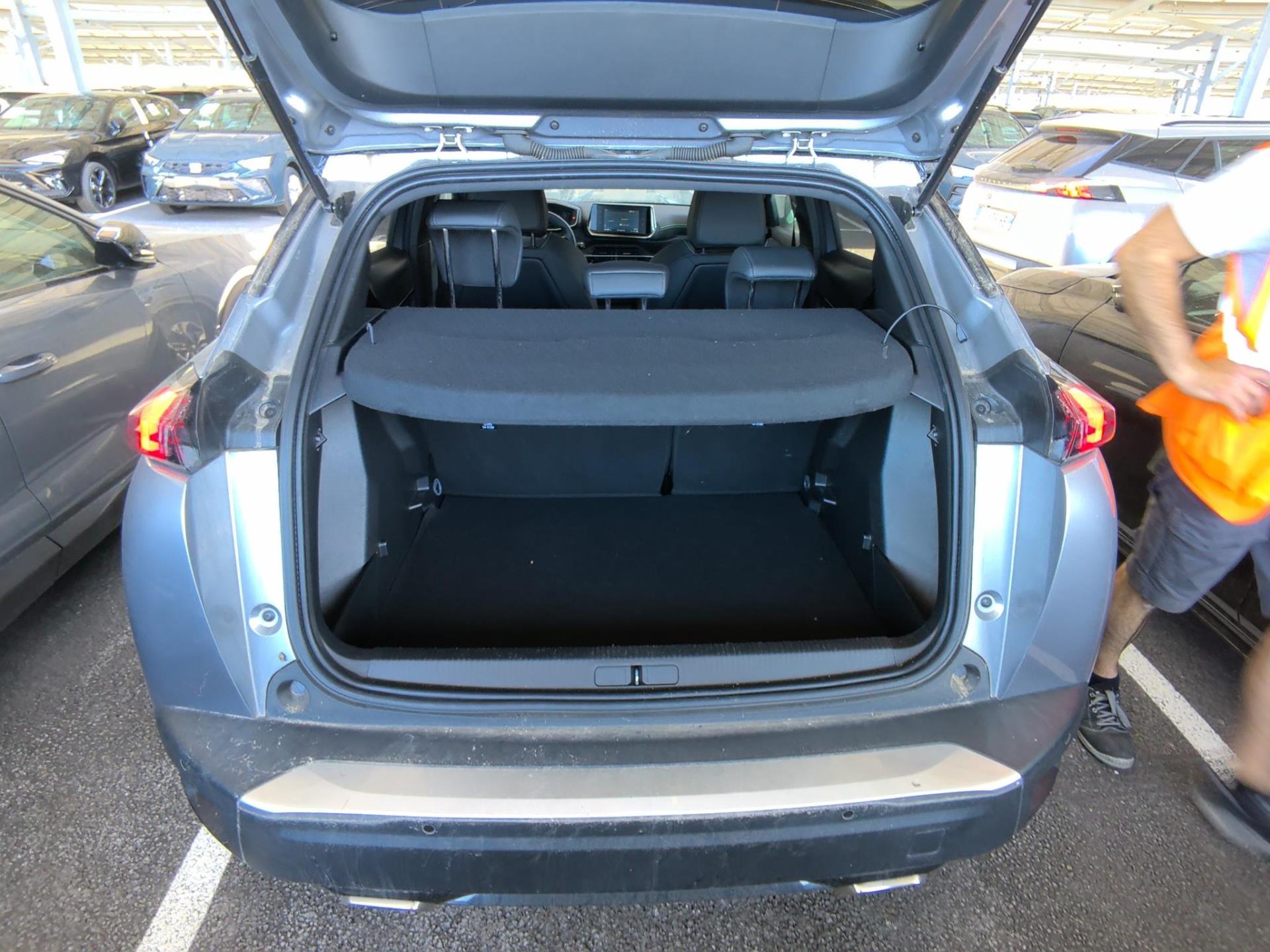 Peugeot 2008 PureTech 130 S&S EAT8 GT 2023