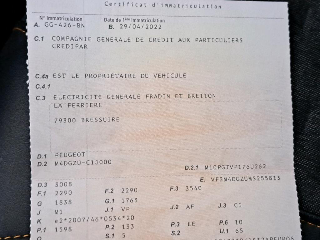 Peugeot 3008 Hybrid 225 e-EAT8 Roadtrip 2022