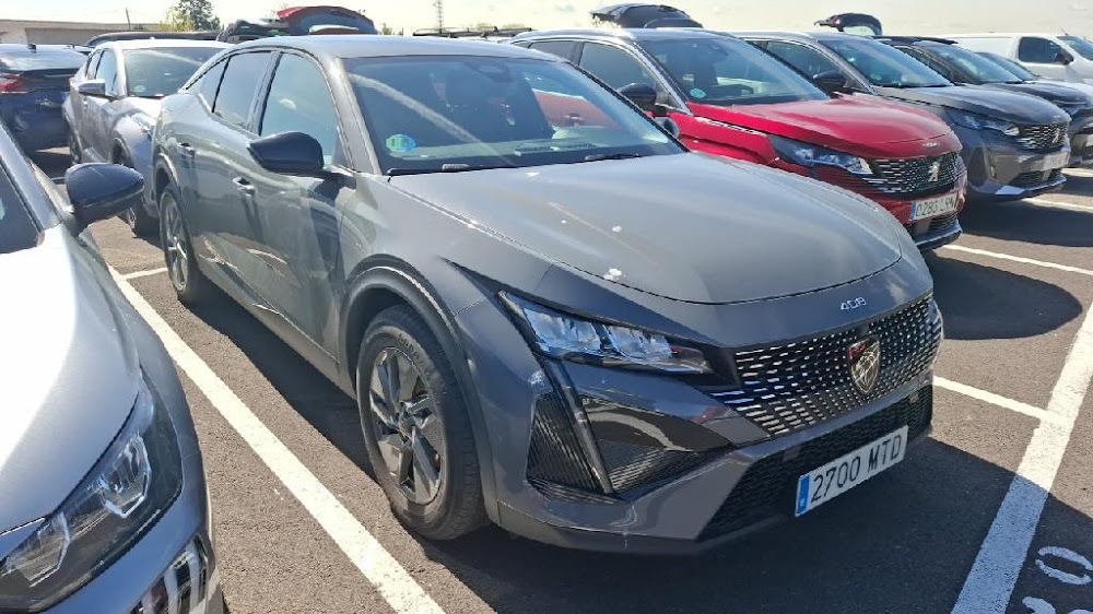 Foto Peugeot 408 12