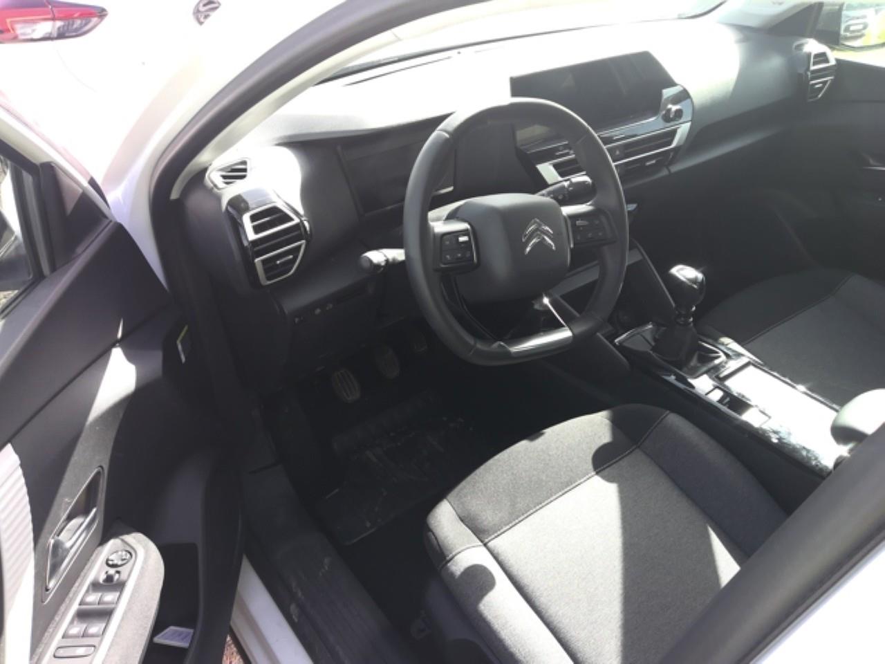 Foto Citroën C4 X 3