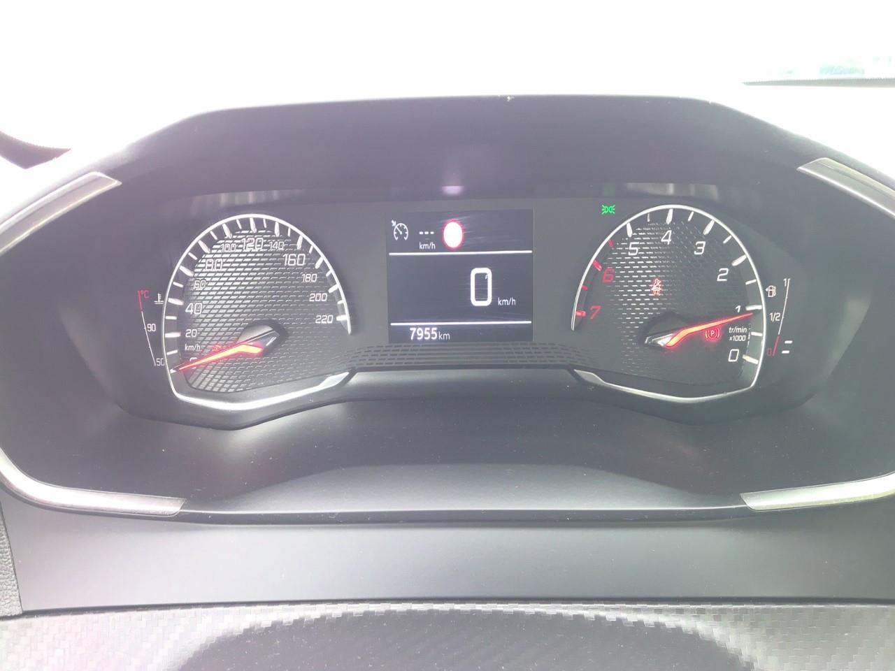 Foto Peugeot 208 5