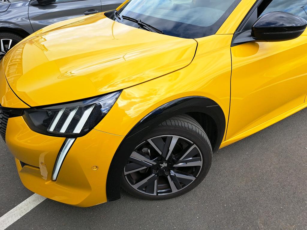 Peugeot 208 PureTech 130 S&S EAT8 GT 2022