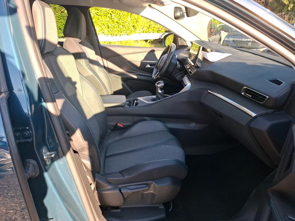 Peugeot 3008 Puretech 130ch S&S BVM6 Allure Pack 2022