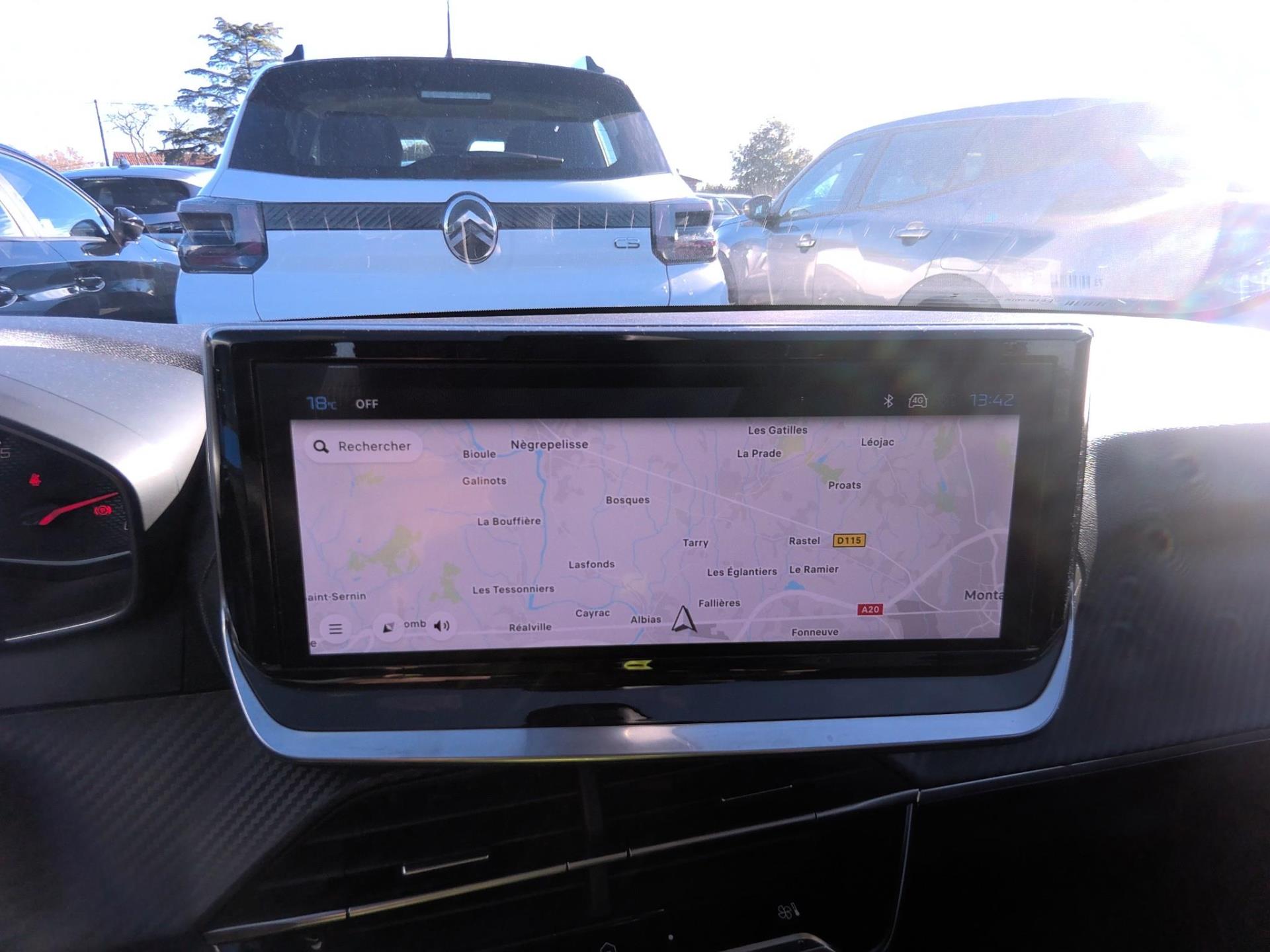 Peugeot 208 100 S&S BVM6 Style 2025