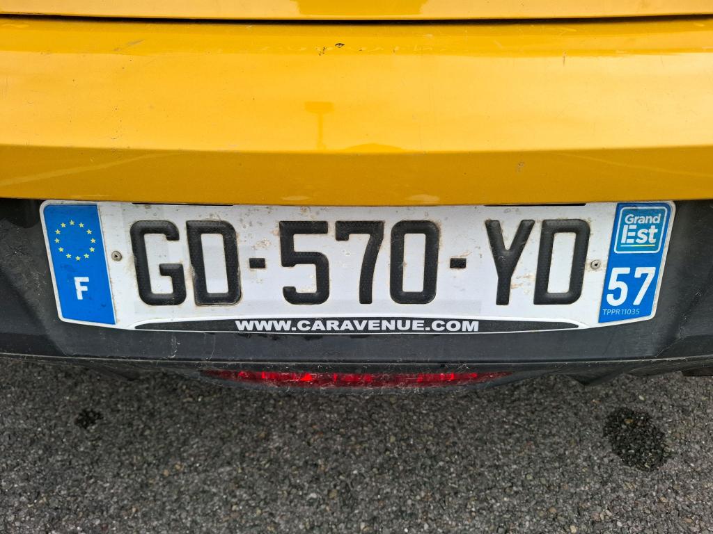 Peugeot 208 BlueHDi 100 S&S BVM6 Active 2021
