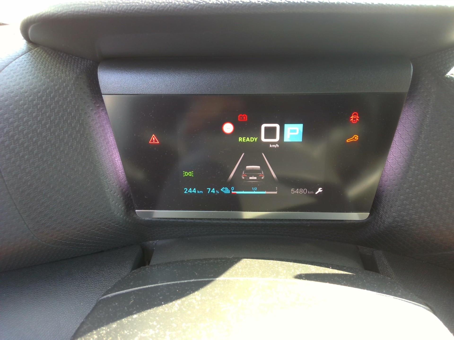 Citroen e-C4 136 ch Automatique Shine 2023