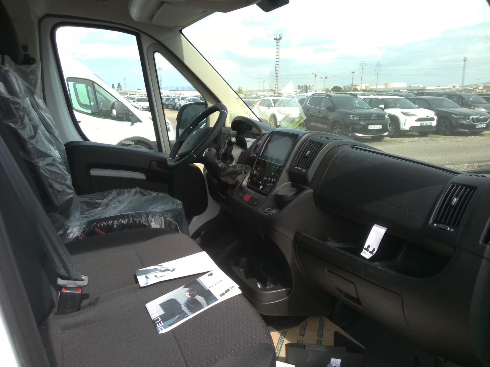 Peugeot BOXER TOLE 3.0 T L1H1 BLUEHDI 140 S&S BVM6  2024