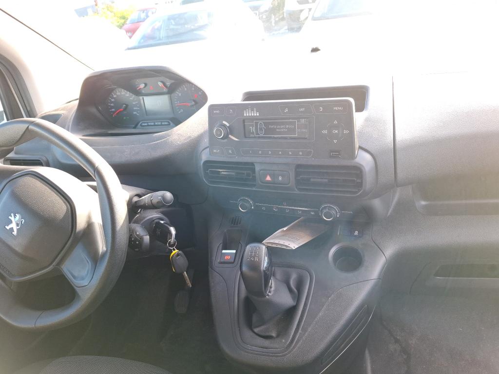 Peugeot PARTNER FOURGON STANDARD 650 KG BLUEHDI 100 S&S BVM5 PREMIUM 2021