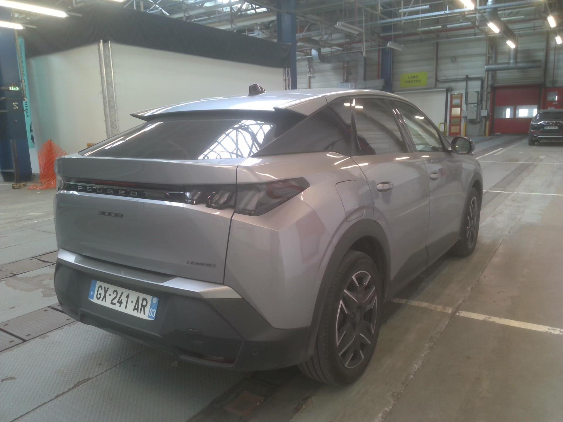 Peugeot 3008 Hybrid 136 e-DCS6 Allure 2024