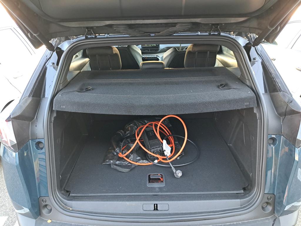 Peugeot 3008 Hybrid4 300 e-EAT8 GT Pack 2021