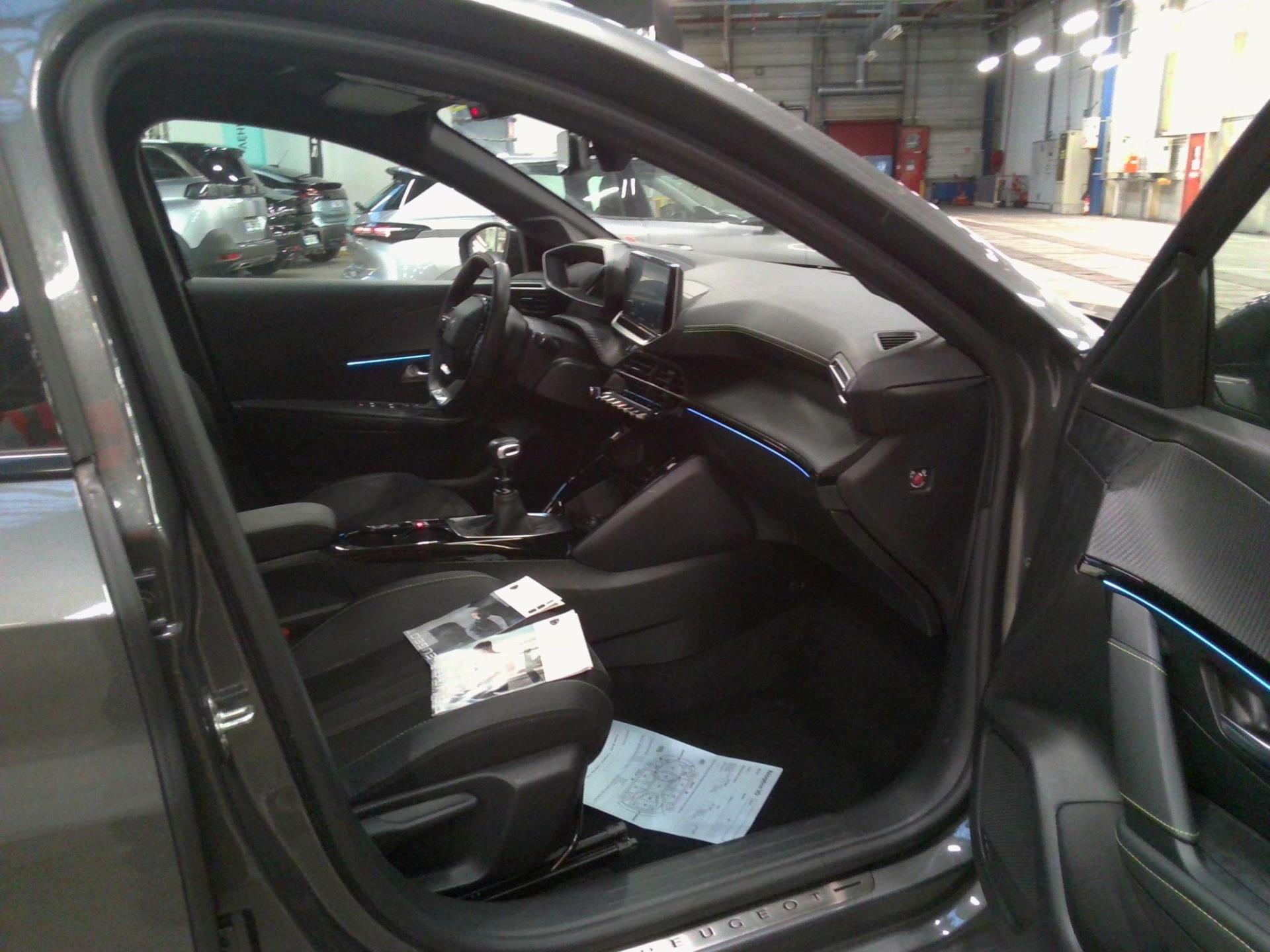 Peugeot 208 PureTech 100 S&S BVM6 GT Pack 2022