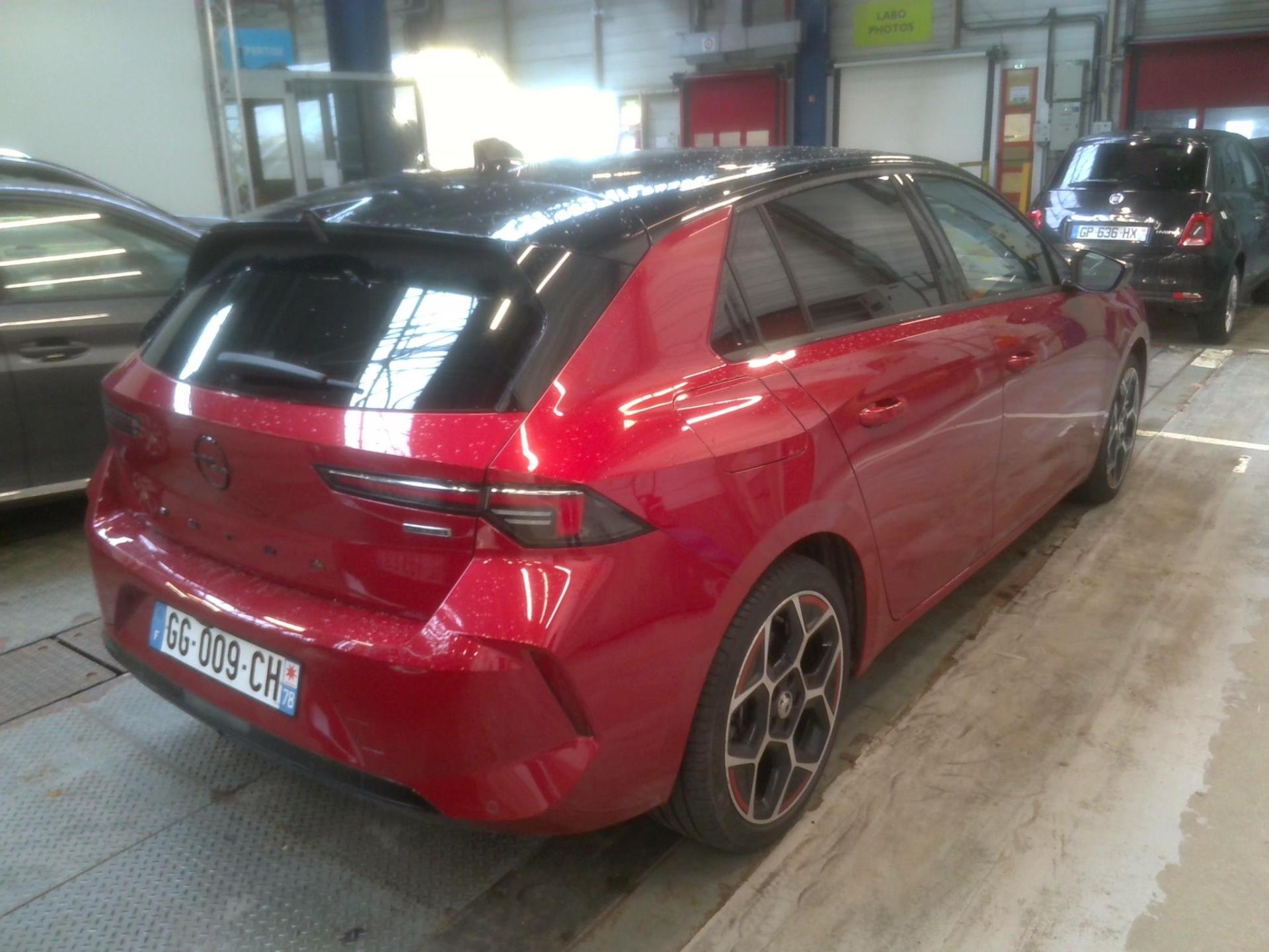 Opel Astra Hybrid 180 ch BVA8 GS Line 2022