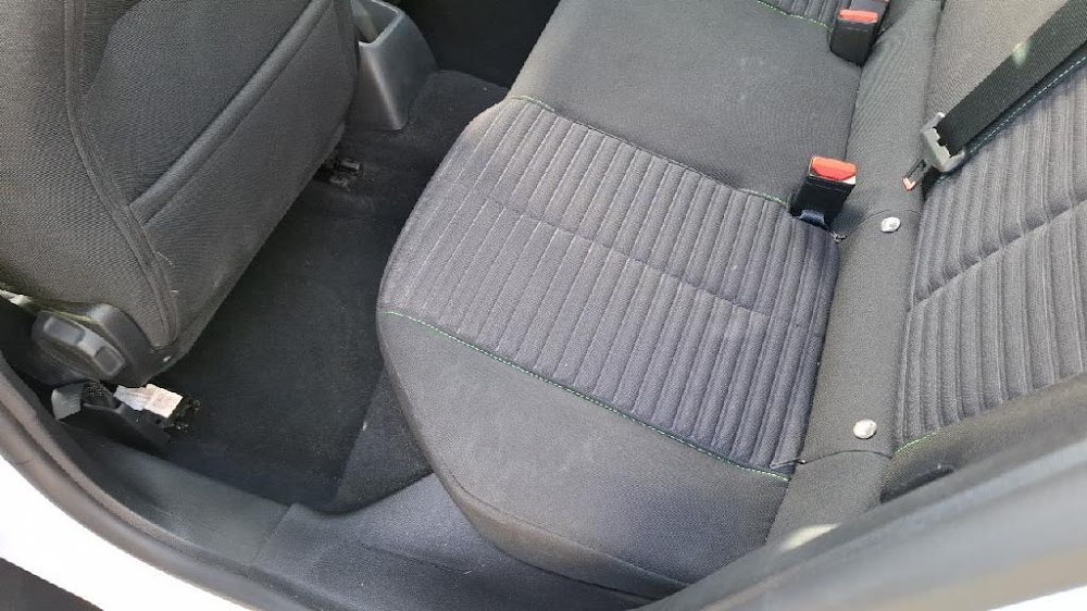Foto Peugeot 208 10