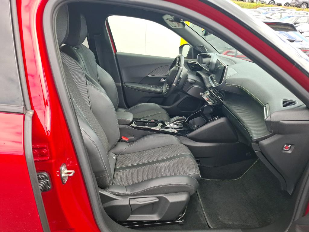 Peugeot 2008 Moteur électrique 136 ch GT Line 2021